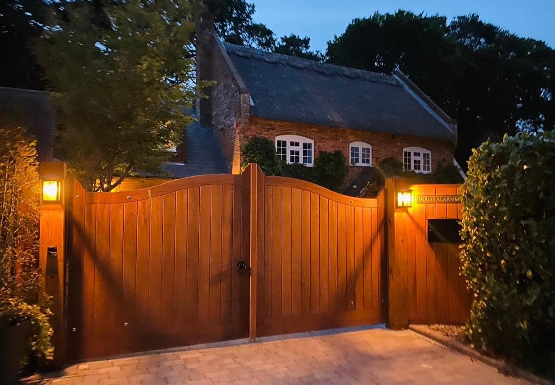Little Woodside A Beautiful New Forest Self Contained Private Luxury Annexe Нью Милтон Экстерьер фото