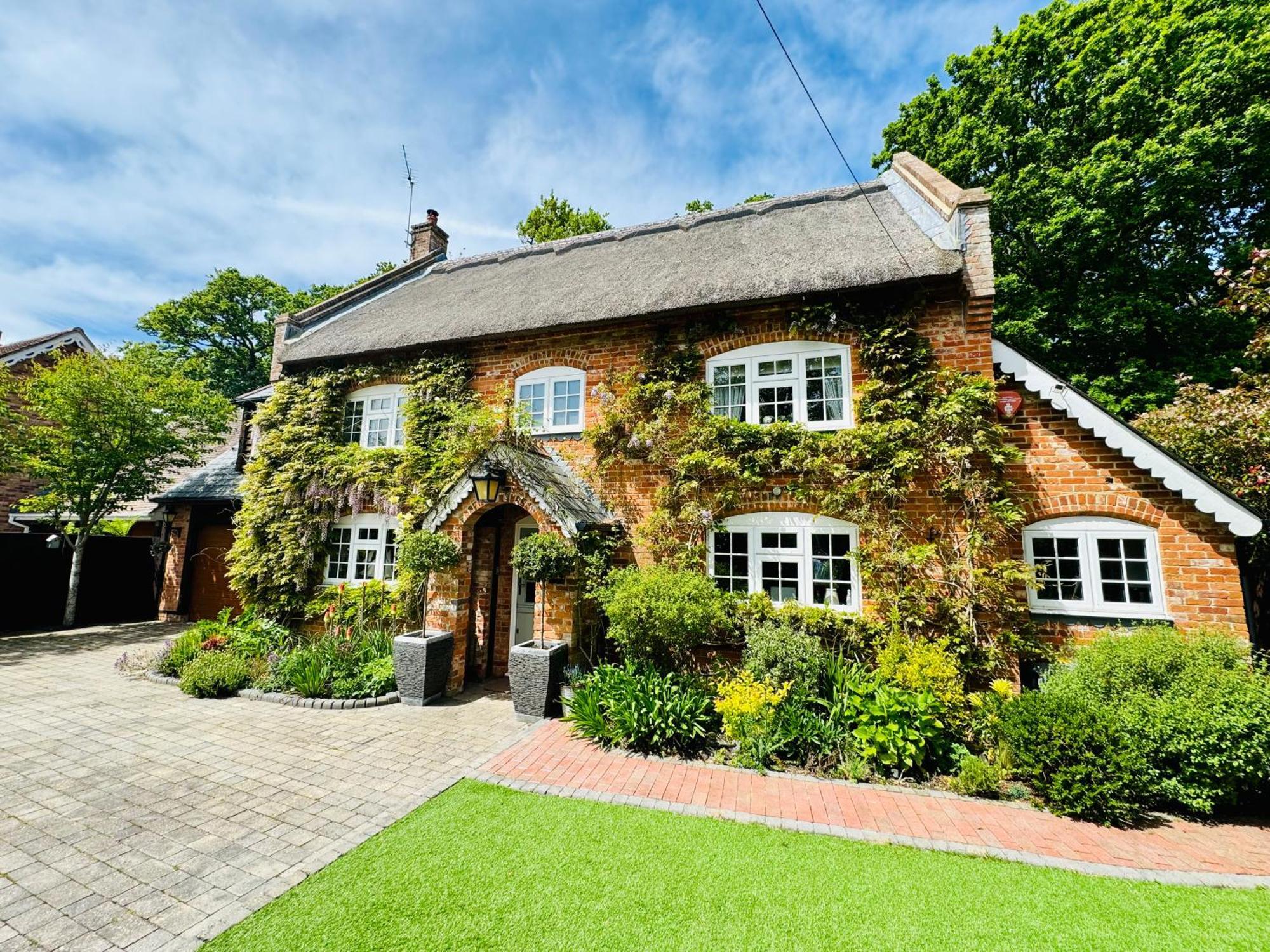 Little Woodside A Beautiful New Forest Self Contained Private Luxury Annexe Нью Милтон Экстерьер фото
