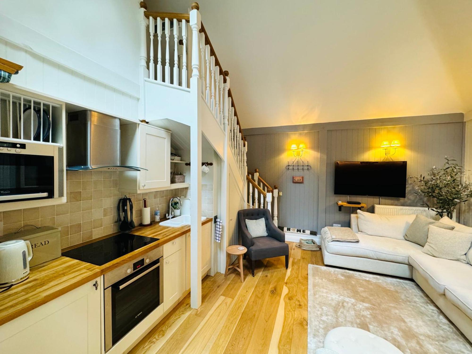 Little Woodside A Beautiful New Forest Self Contained Private Luxury Annexe Нью Милтон Экстерьер фото