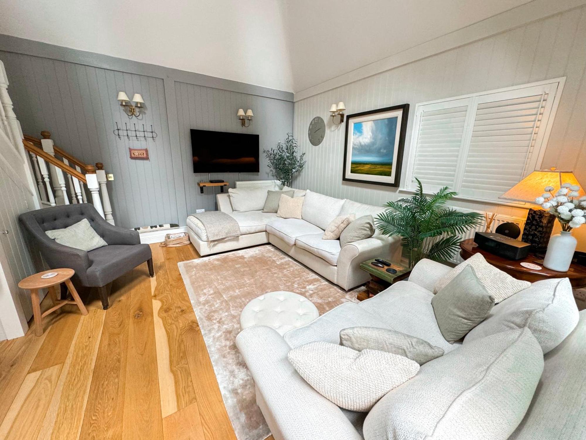 Little Woodside A Beautiful New Forest Self Contained Private Luxury Annexe Нью Милтон Экстерьер фото